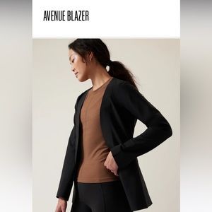 Athleta Avenue Black Women’s Blazer, size 10, NWOT
